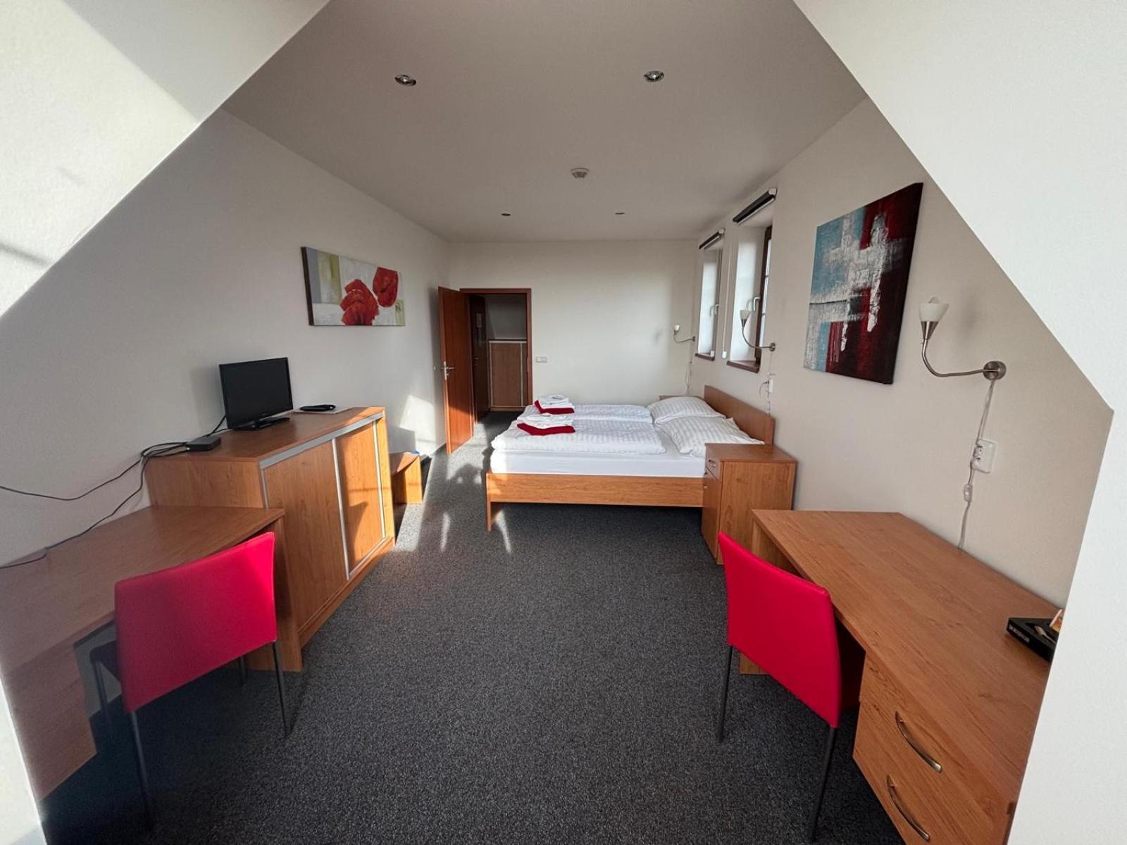 Sport Relax Hotel Na Kopecku Krinec Экстерьер фото