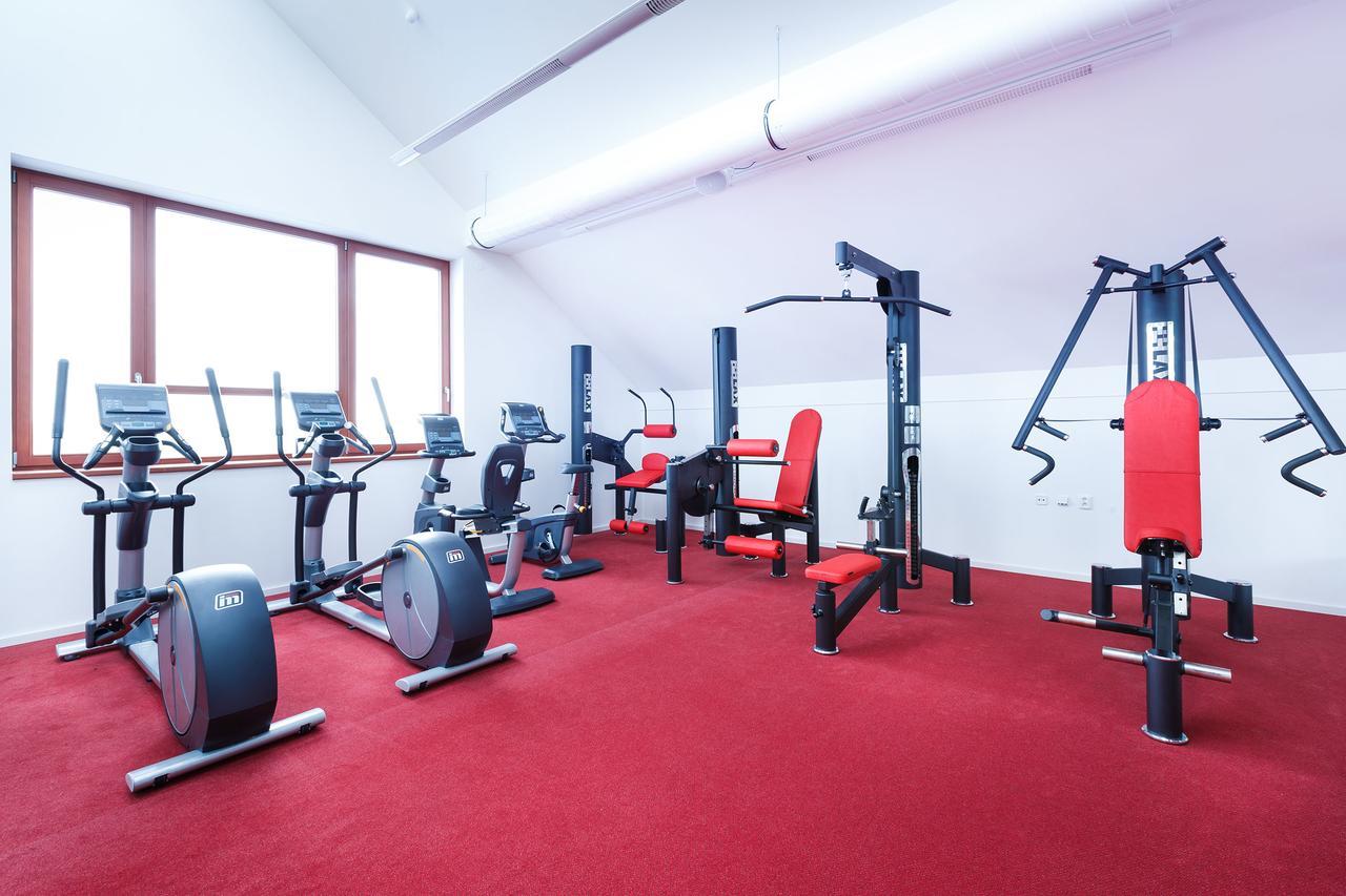 Sport Relax Hotel Na Kopecku Krinec Экстерьер фото