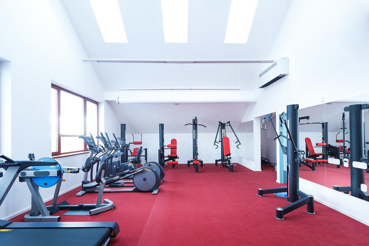 Sport Relax Hotel Na Kopecku Krinec Экстерьер фото